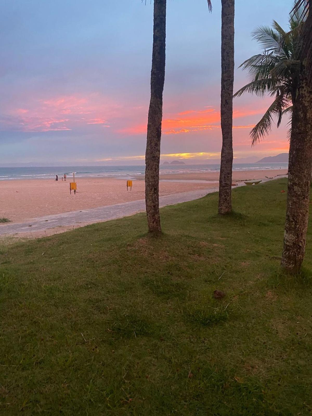 Lelis Casa - Enseada - Guaruja Sp - 02 Qd Da Praia, Conforto E Tranquilidade ภายนอก รูปภาพ